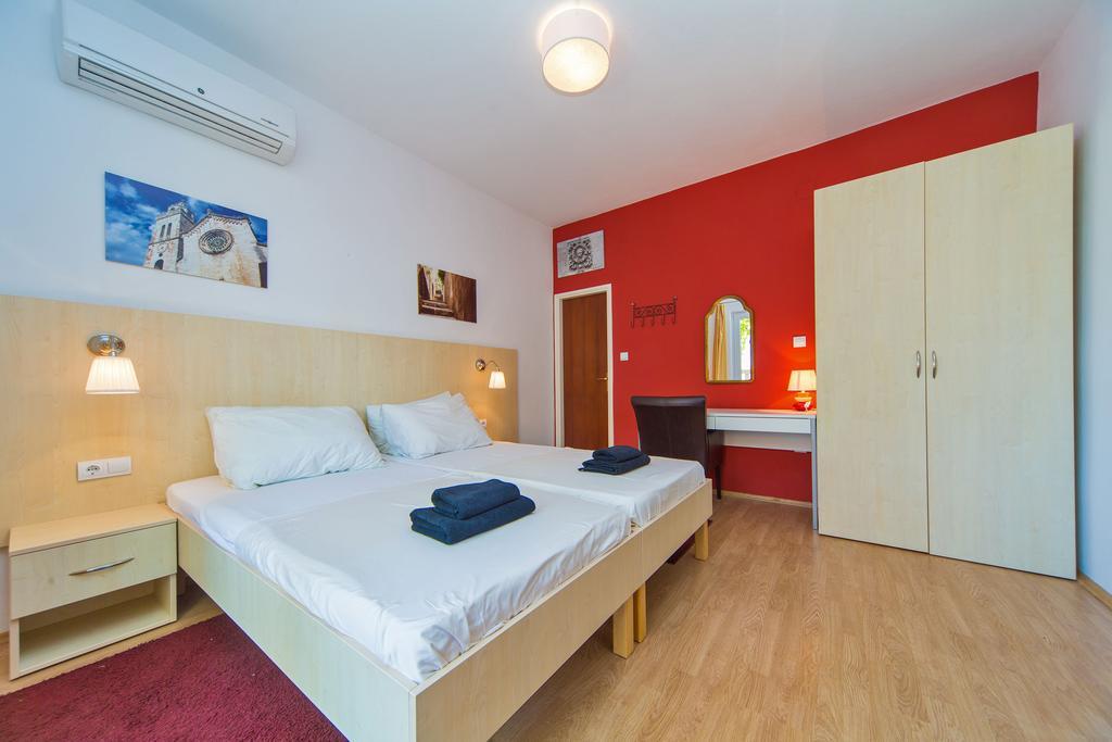 Apartments Ante Mlini Room photo